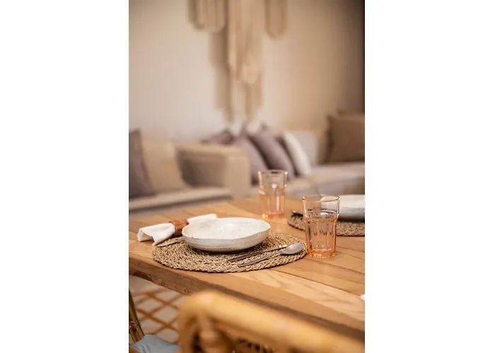 Appartement Secluded & Bespoke 1 Bdr With Pool View & Access *